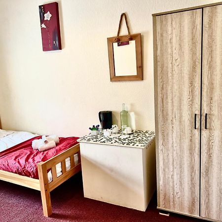 The Coach House Inn Moycullen Exteriör bild