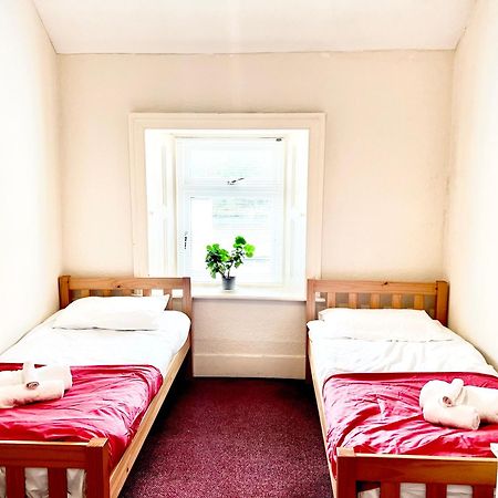The Coach House Inn Moycullen Exteriör bild